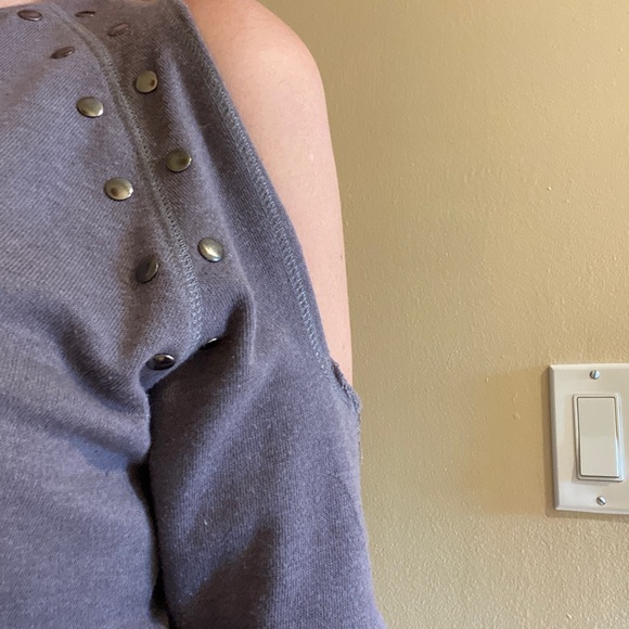 Gypsy Heart - Racing Hearts grey sweatshirt cut out shoulder look size medium - Picture 9 of 11